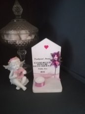 2019090 Houten huisje met kaarsje moeder