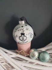 love is sale kerstbal